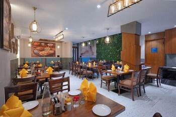 Treehouse Stamp Amritsar,,3 star