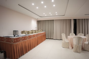 Riverscapes By Noorjehan,,3 star