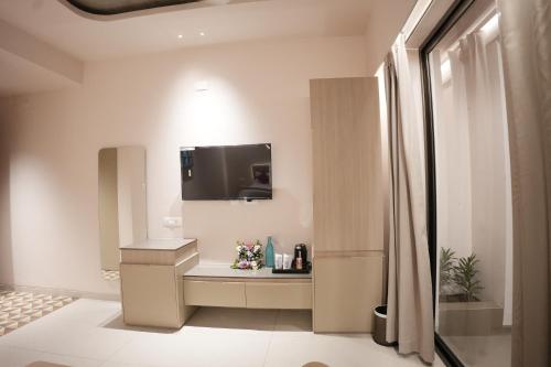 riverscapes by noorjehan