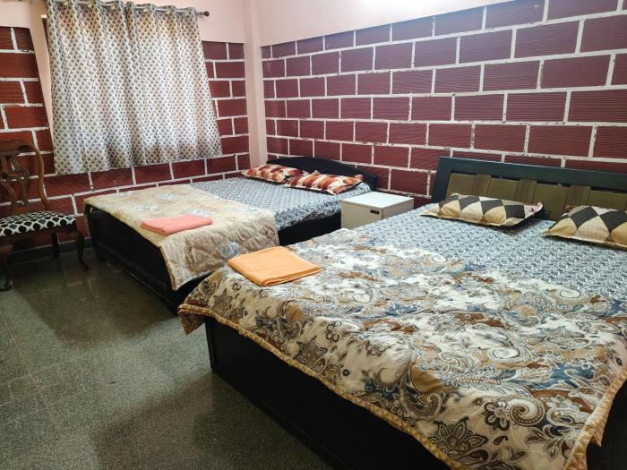 service apartment 1bhk for family and friends