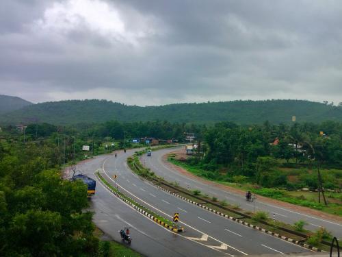 service apartment 1bhk for family and friends