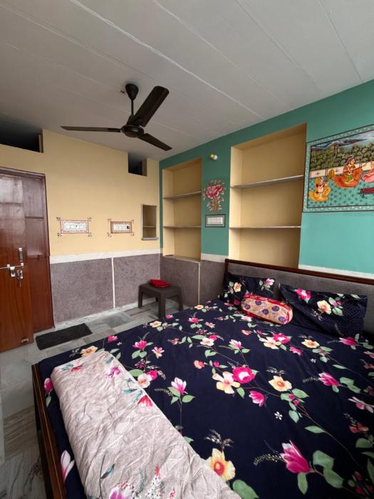 moon night guest house
