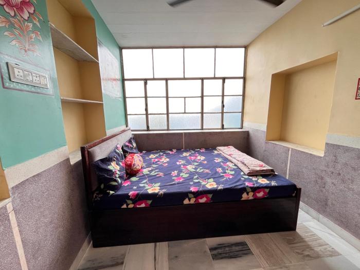 moon night guest house