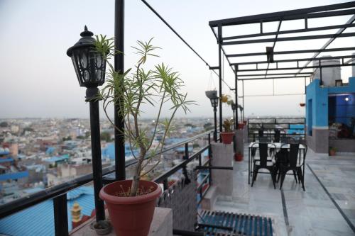 moon night guest house