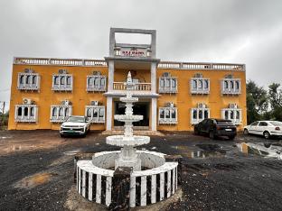 Hotel Rajmahel,,5 star