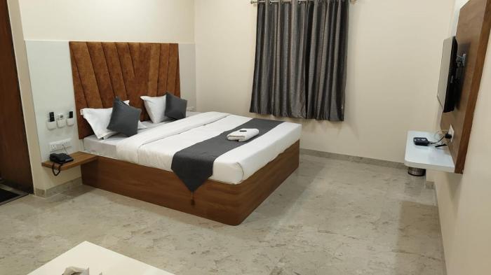 hotel the prime land