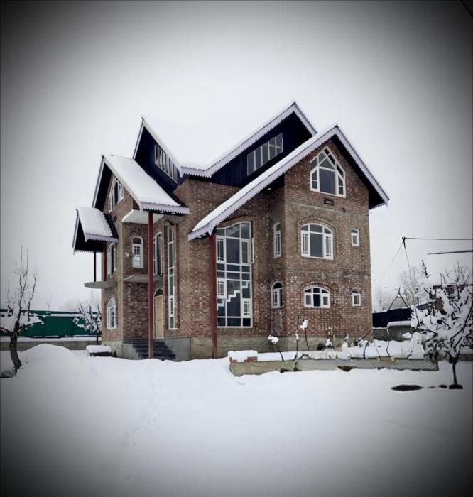 gulmarg orchard