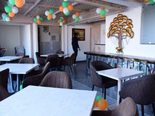 hotel red flame residency