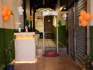 hotel red flame residency