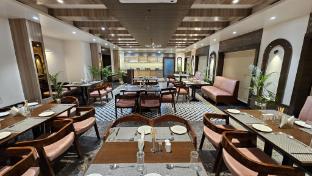 hotel sainik grand