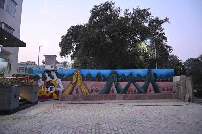 hotel sainik grand