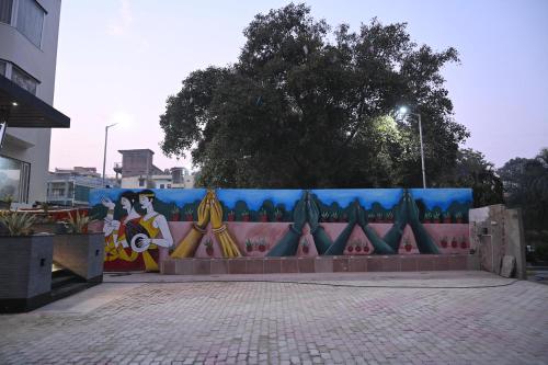 hotel sainik grand