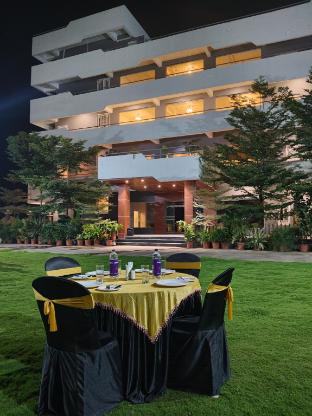 shaurya resorts and lawns jalna