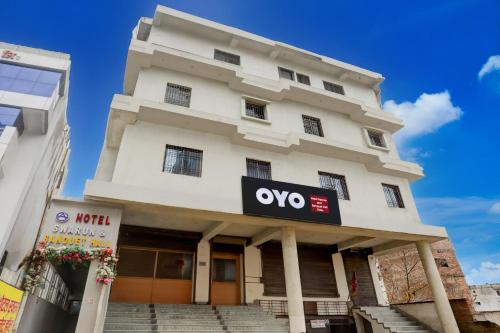 hotel o swarun and banquet hall gulzarbagh station bus stop