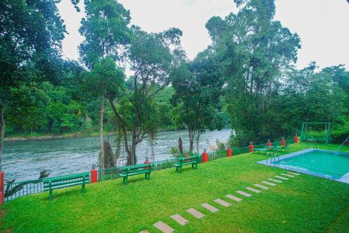 falcon riverview resorts