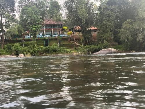 falcon riverview resorts