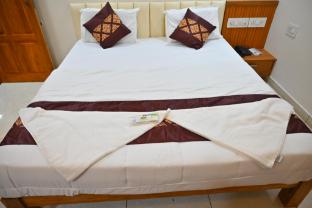 Hotel Greenland Inn Hampi,,3 star
