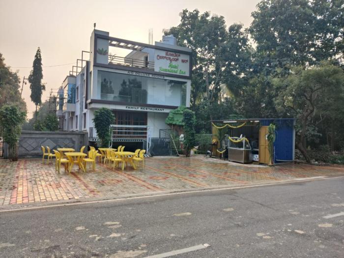 hotel greenland inn hampi