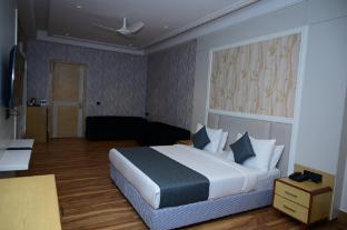 the prakash continental