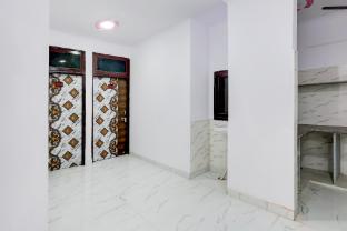 hotel the arrow near paschim vihar