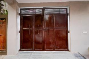 hotel the arrow near paschim vihar
