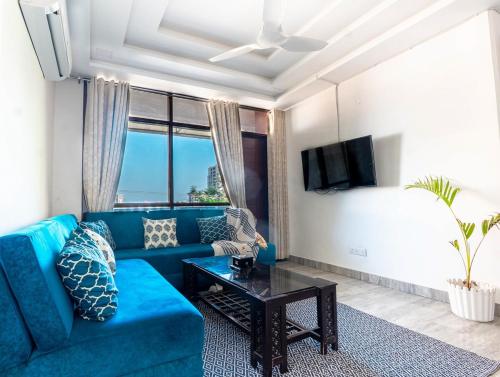 the cozy comfort near taj 3br by homeyhuts