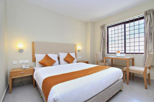 super townhouse hills palace