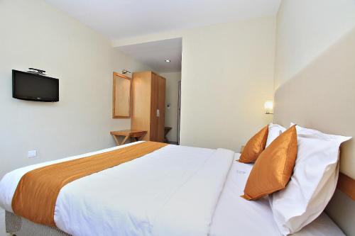 super townhouse hills palace