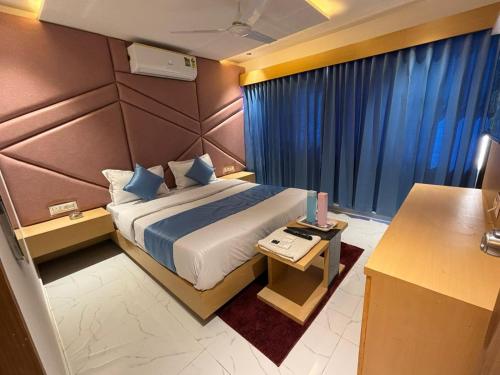 Hotel Phoniex,,1 star