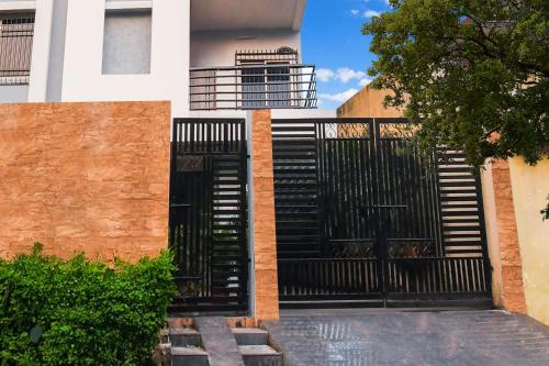 hotel o raipur city center formerly south inn