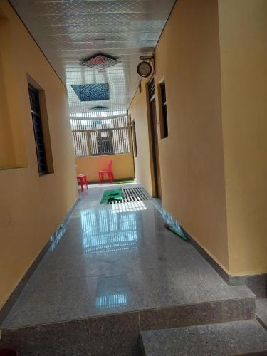 shri krishnmohini home stay