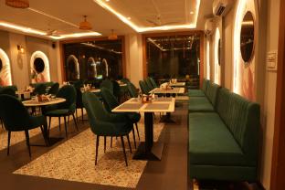 The Bharat Palace,,3 star