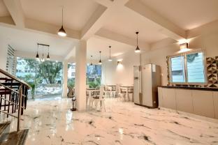 Namma Homeslice, Balcony Rooms In Brookefield,13, Itpl Main Road, Beml Layout,3 star