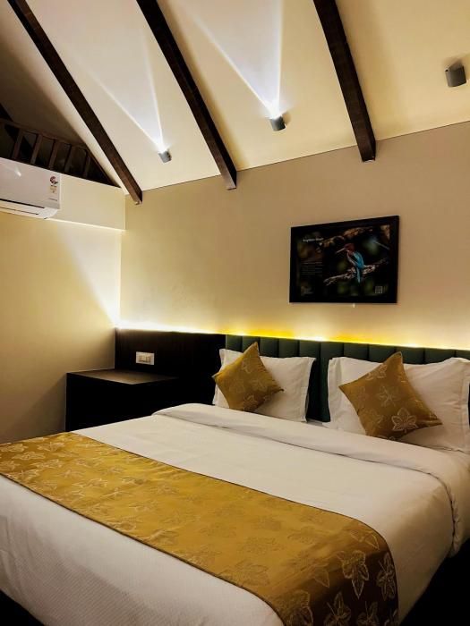 birds nest resort