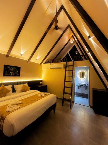 birds nest resort