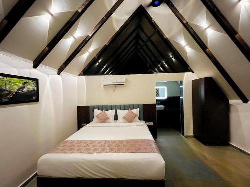 birds nest resort