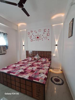 krishnashray home stay