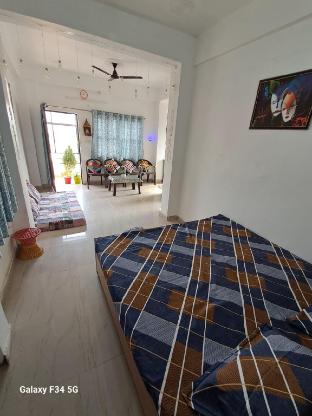 krishnashray home stay