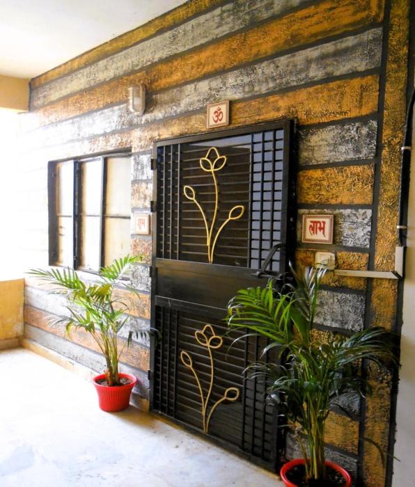 krishnashray home stay