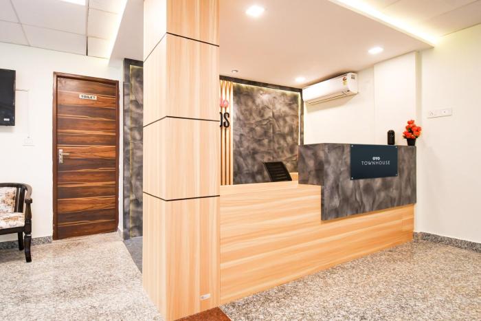 super townhouse sayhallo narcos