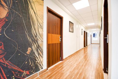 super townhouse sayhallo narcos