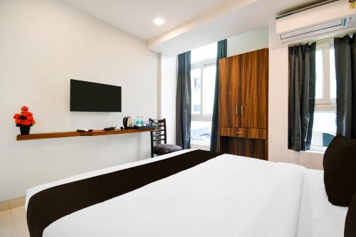 super townhouse sayhallo narcos