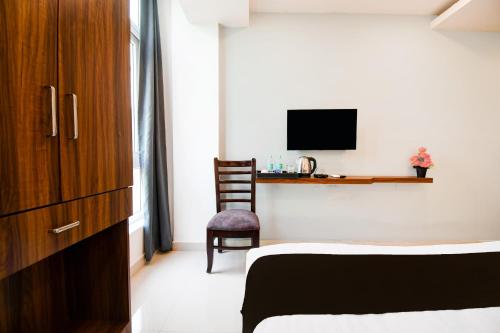 super townhouse sayhallo narcos