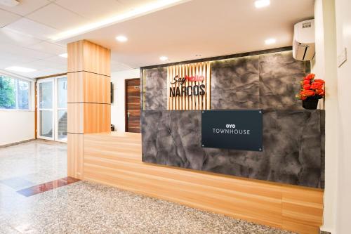 super townhouse sayhallo narcos