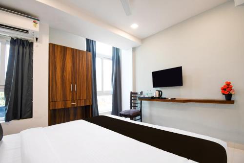 Super Townhouse Sayhallo Narcos,,3 star