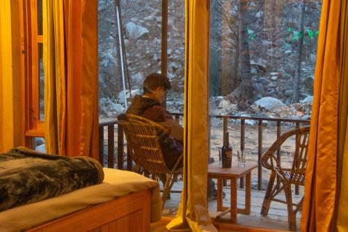 eco himalayas cottages tirthan valley
