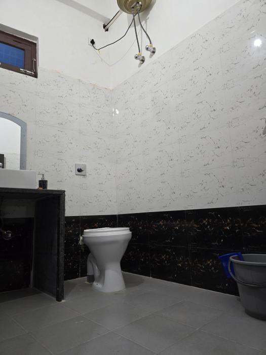 hotel the sky blue and cafe