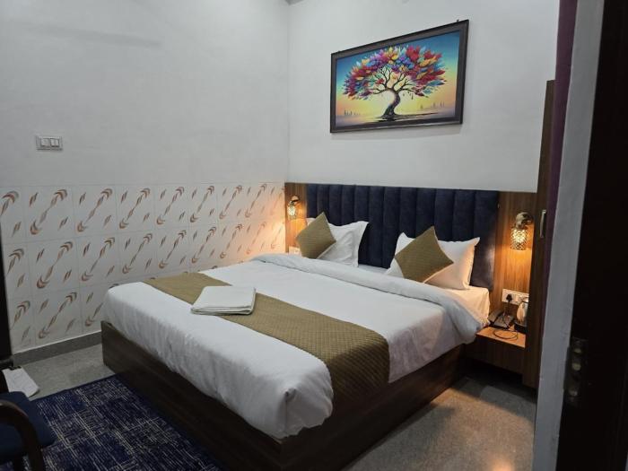 hotel the sky blue and cafe