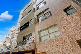 townhouse super anmol residency near saket metro delhi