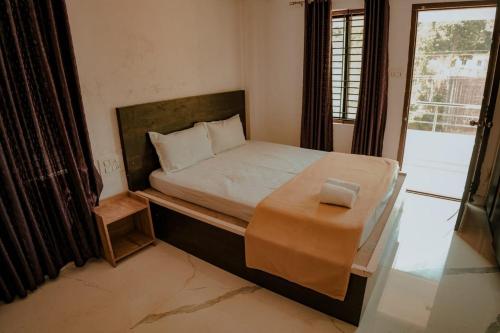 shree devi mookambika apart hotel